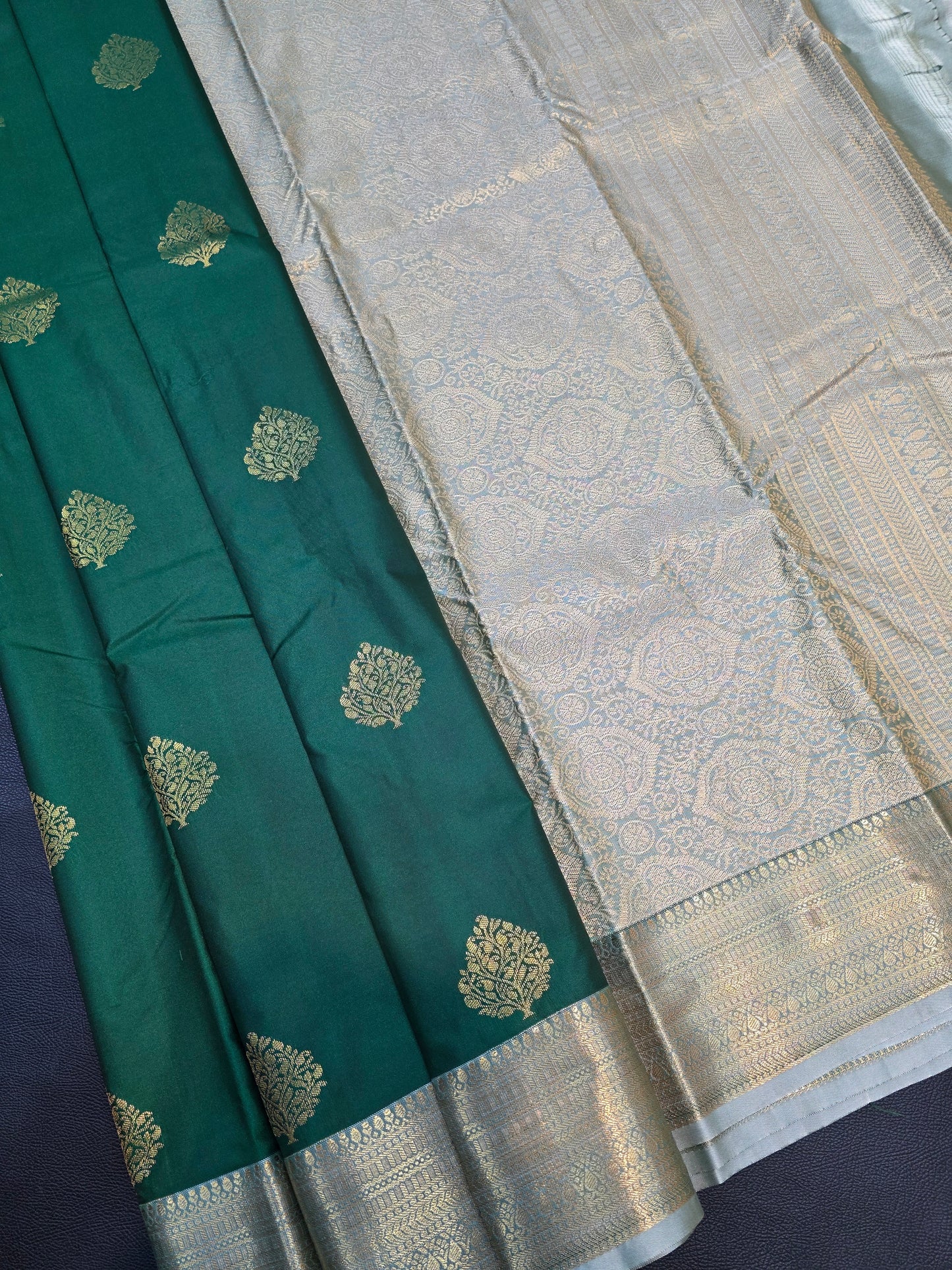 Emerald Green Semi Silk Saree with Rich Zari Pallu | Traditional Festive Wear Saree
