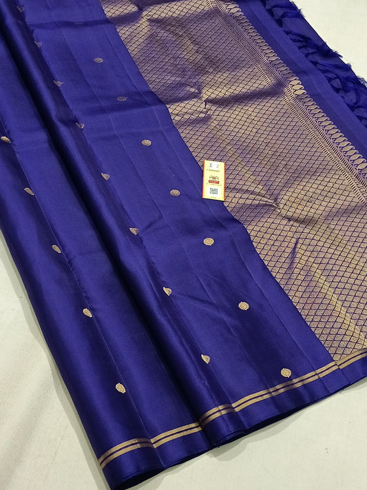 Traditional blue kanchipuram silk bridal saree with simple border