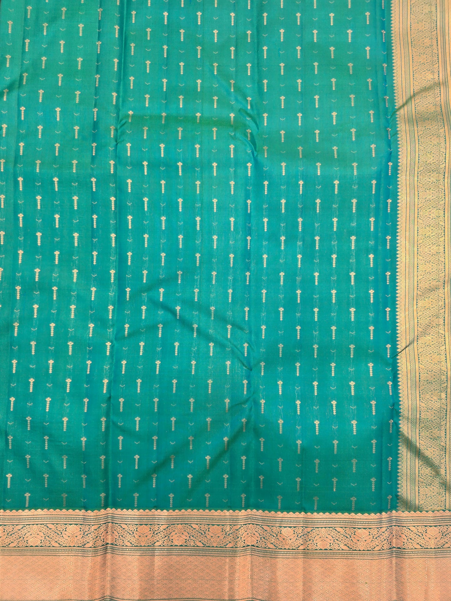 Kanchipuram Silk Saree Teal Green with Rich Zari Pallu & Traditional Border Wedding Wear