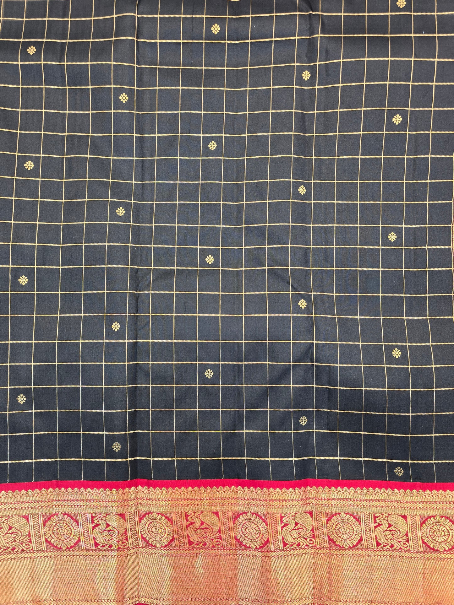 Kanchipuram Silk Saree Navy Blue with Gold Checks & Maroon Contrast Border Traditional Wear