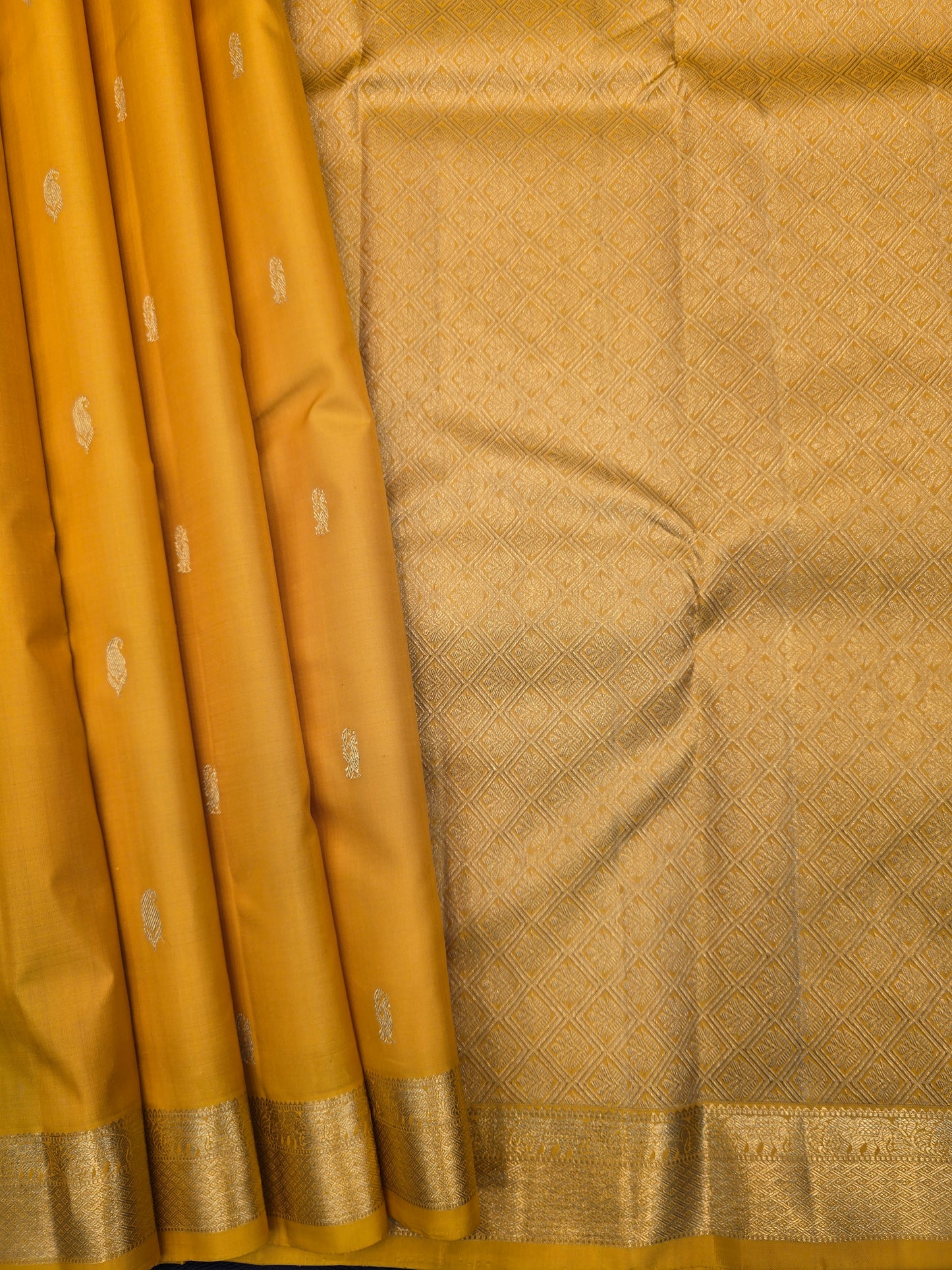 Kanchipuram Silk Saree Mustard Yellow with Zari Buttas Bridal Traditional Saree