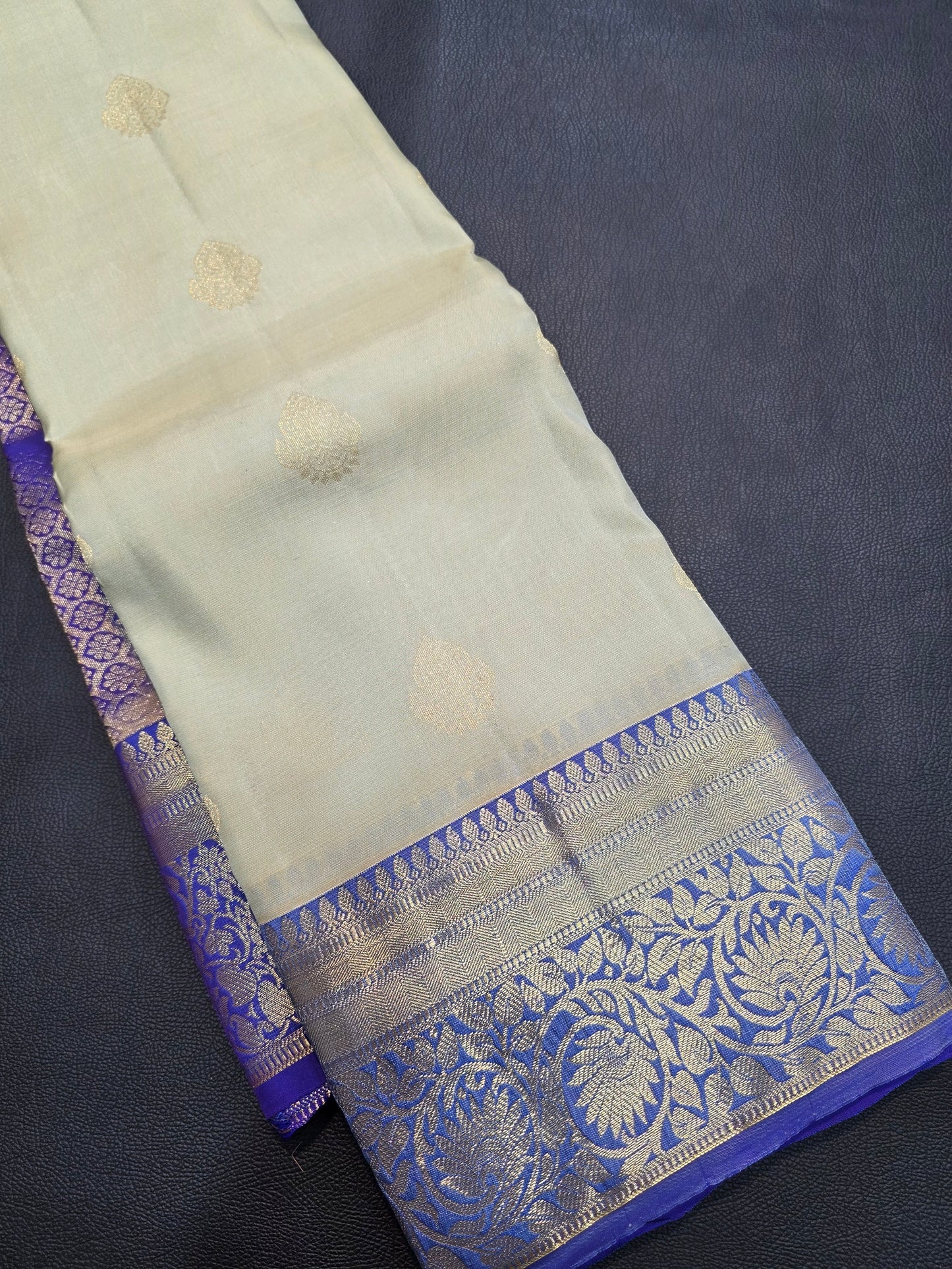 Ivory Pure Mix Silk Saree with Royal Blue Zari Border | Kanchipuram Style Traditional Bridal Saree