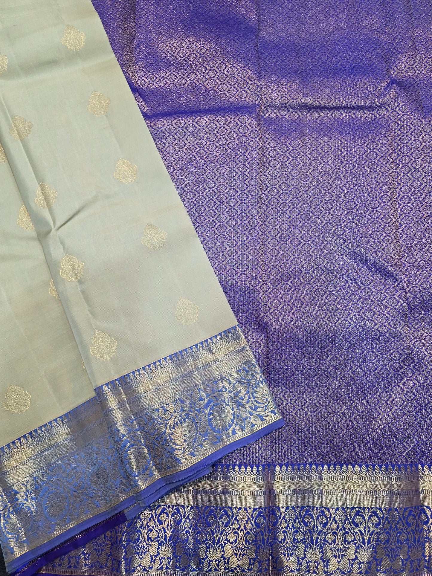 Ivory Pure Mix Silk Saree with Royal Blue Zari Border | Kanchipuram Style Traditional Bridal Saree