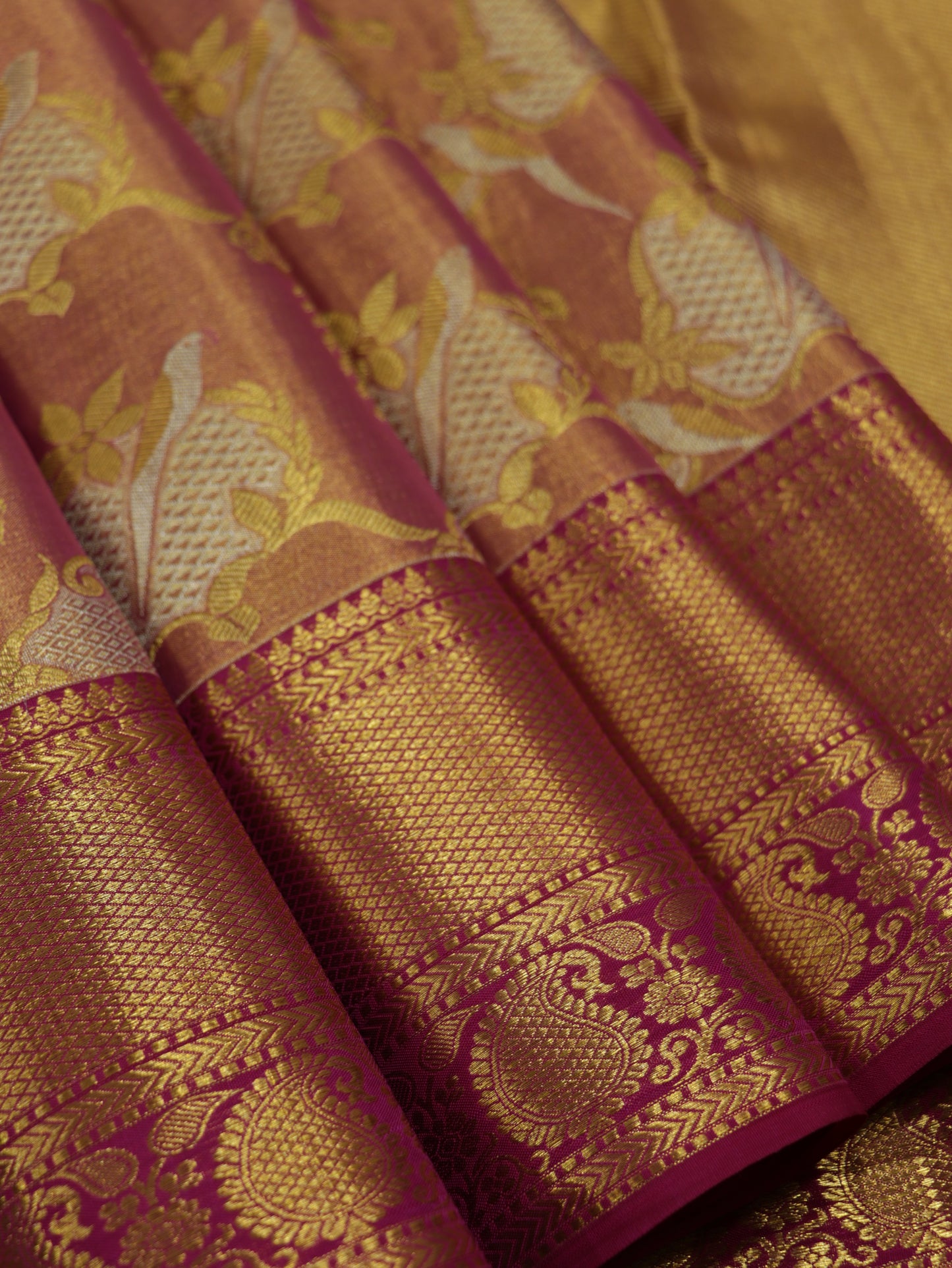 Kanchipuram Pure Silk Saree Maroon with Gold Korvai Border | Bridal Wedding Traditional Saree