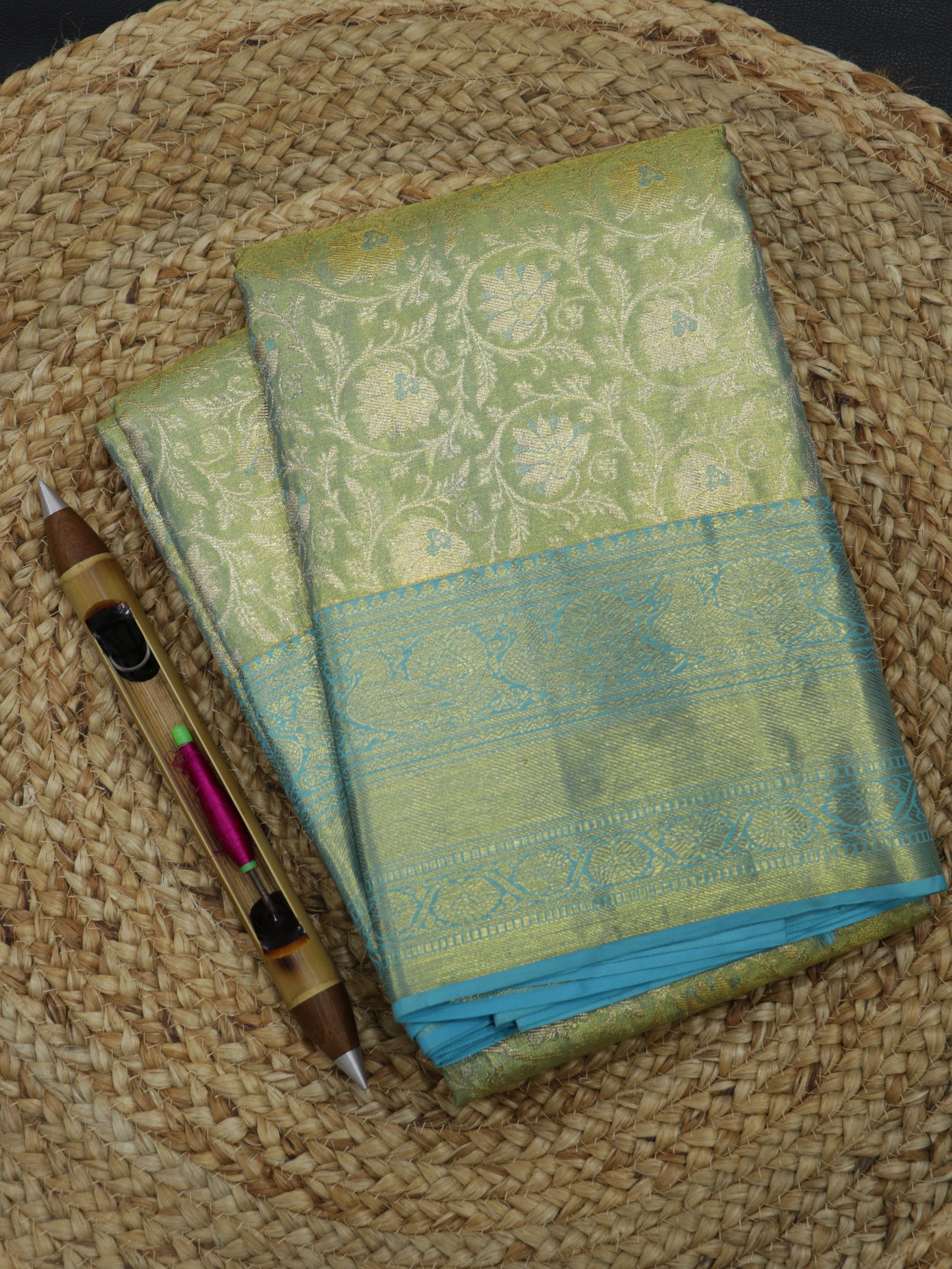 Kanchipuram Pure Silk Saree Mint Green with Aqua Korvai Border | Elegant Bridal Traditional Saree