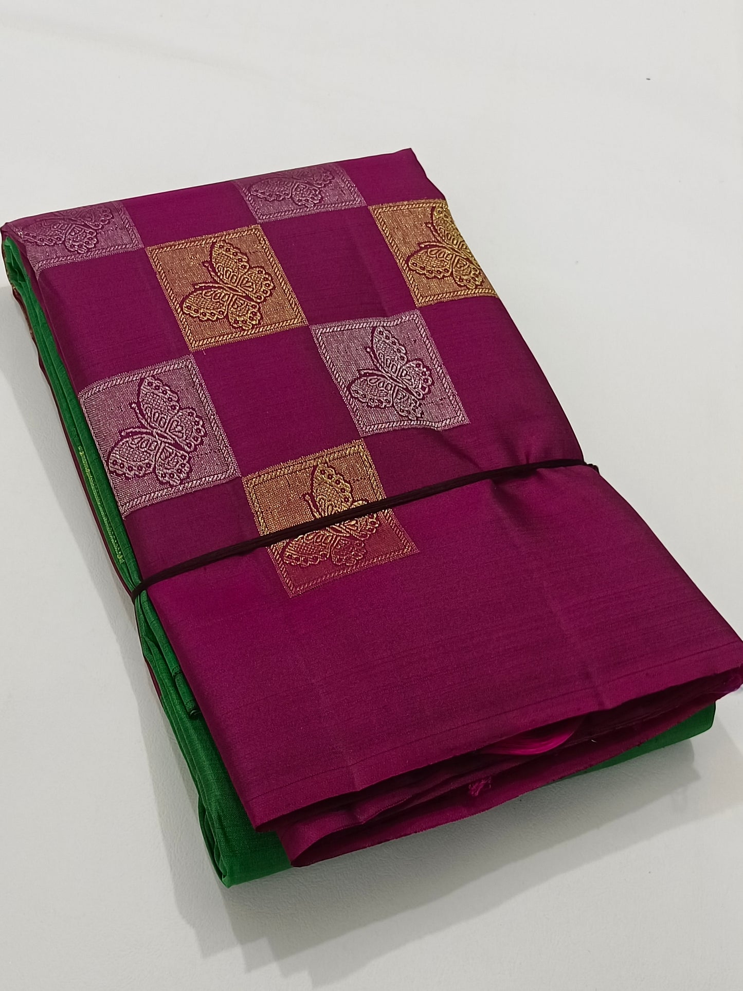 Green Pure Silk Saree With Magenta Border