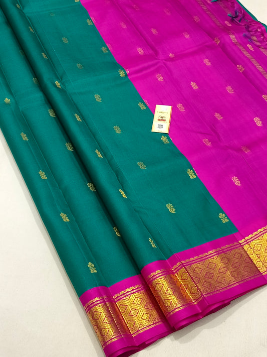 Traditional Green Kanchipuram Pure Silk Saree with Pink Border