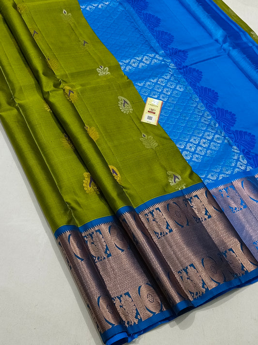 Green Saree With Blue Border In Kanchipuram Pure Silk