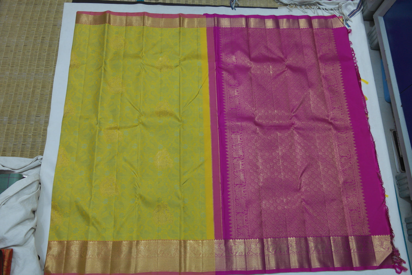 Green Bridal Saree With Pink Border In Pure Kanchipuram Silk
