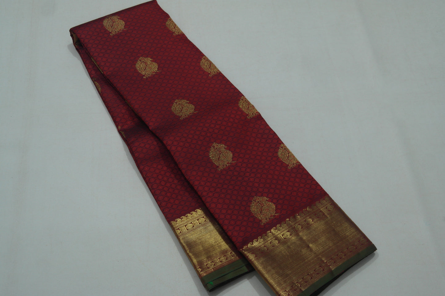 Red Bridal Kanchipuram Silk Saree With Zari Border