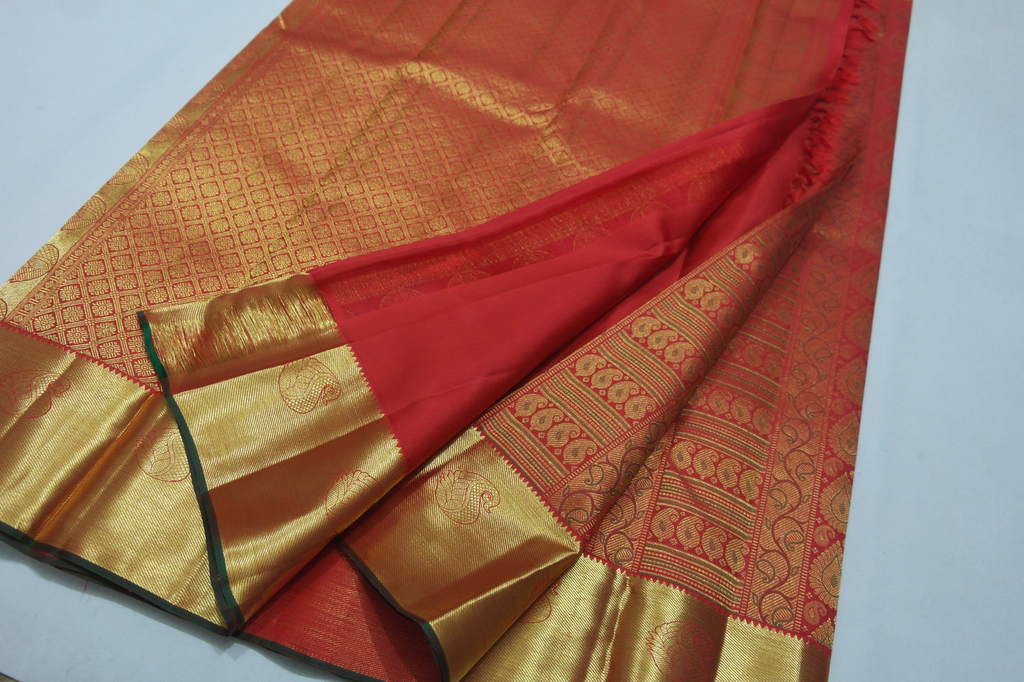 Grand Red Kanchipuram Silk Bridal Saree With Zari Border