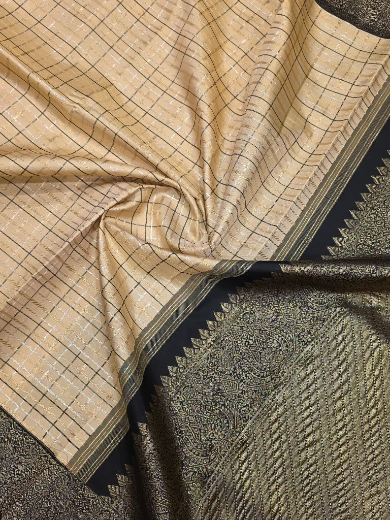 Royal Ivory Checks Pure Kanchipuram Silk Saree with Navy Blue Contrast Border & Antique Gold Zari | Bridal Silk
